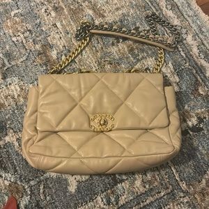 Beige tan quilted leather purse handbag gold and silver hardware